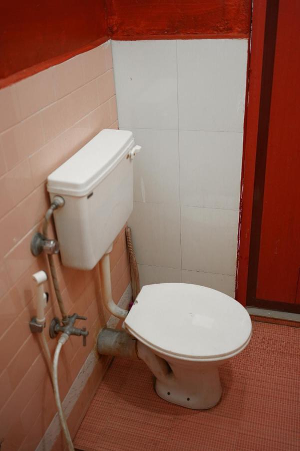 Sarigama Tourist Home Kochi Zewnętrze zdjęcie